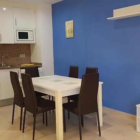 Lägenhetshotell Cala Azul La Mora 4*